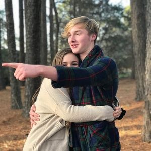 Meet your Posher, Trace